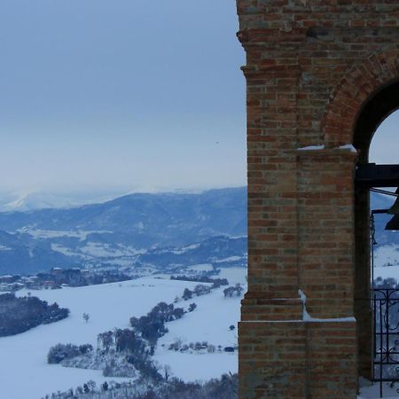 Agriturismo Pozzuolo Serrungarina Dış mekan fotoğraf
