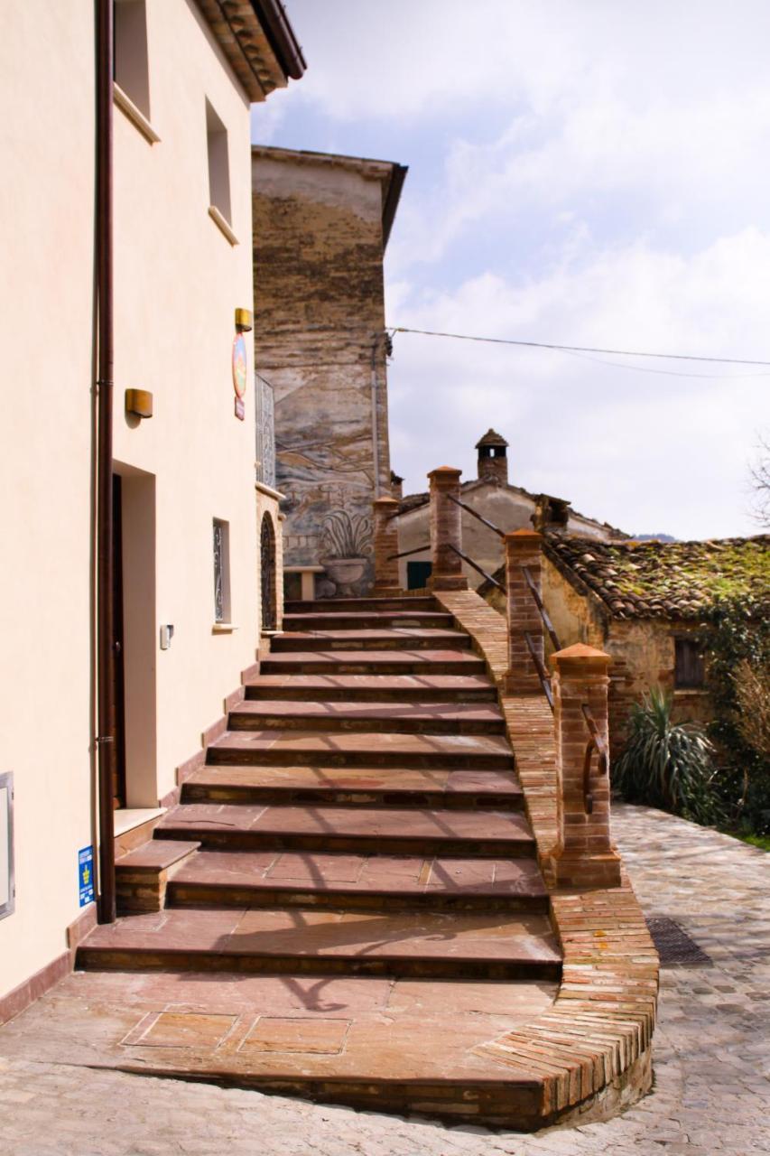 Agriturismo Pozzuolo Serrungarina Dış mekan fotoğraf